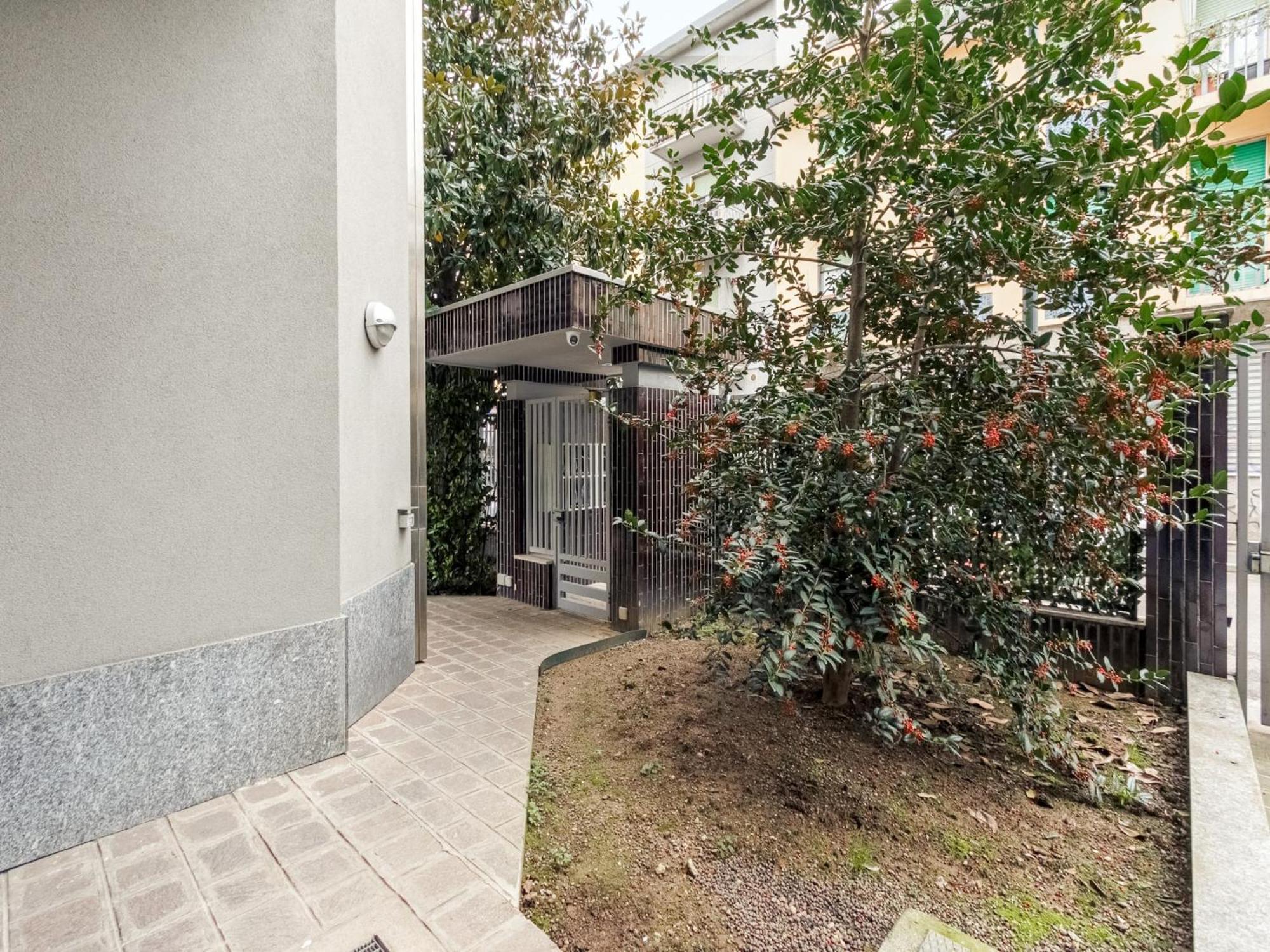Appartement Candiani F2 Trilocale 2 Livelli Milan