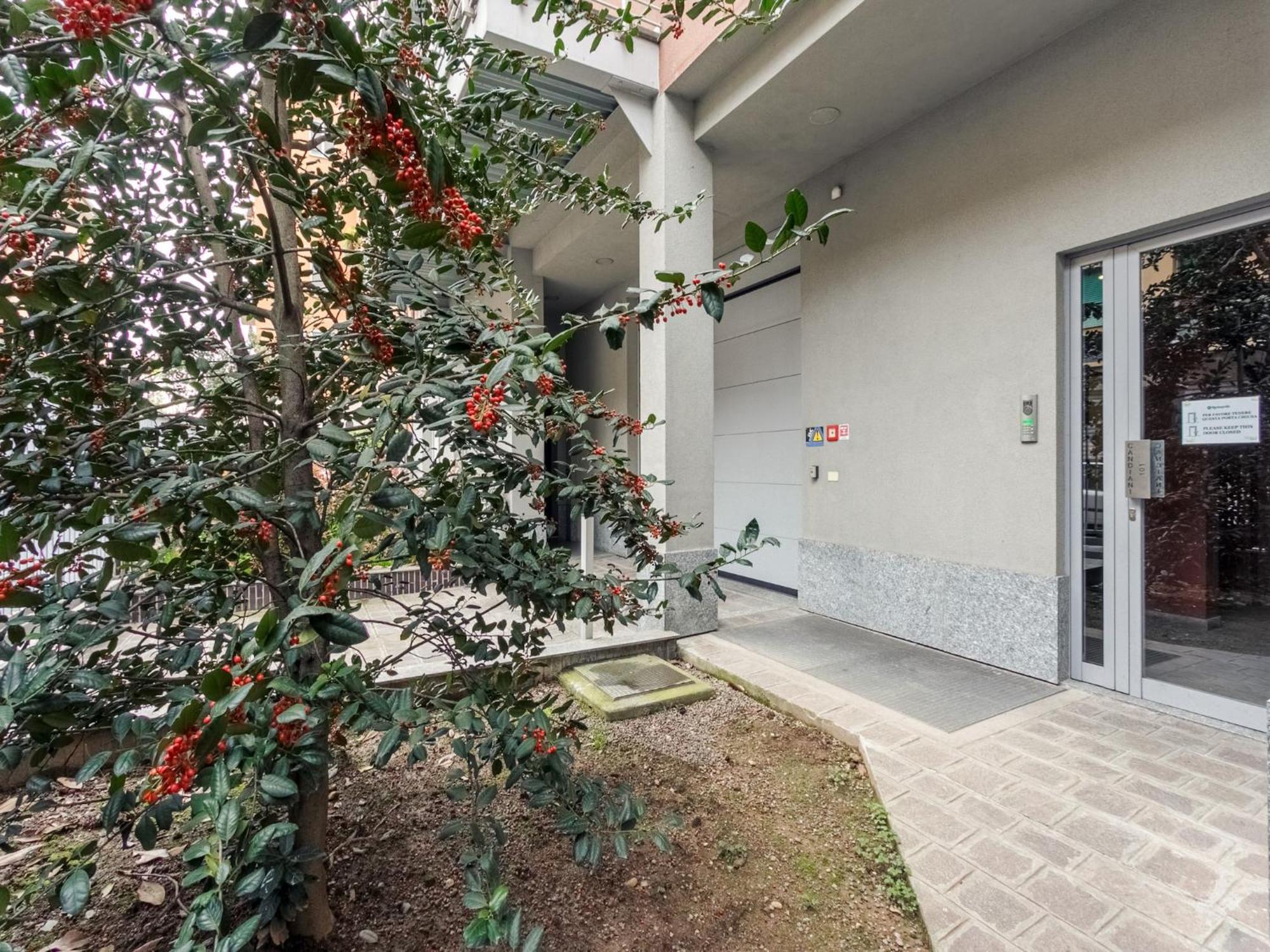 Candiani F2 Trilocale 2 Livelli Milan